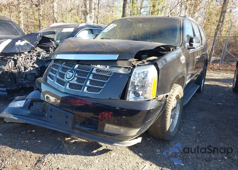 2010 Cadillac Escalade Luxury from USA, damaged, VIN 1GYUKBEF4AR135719